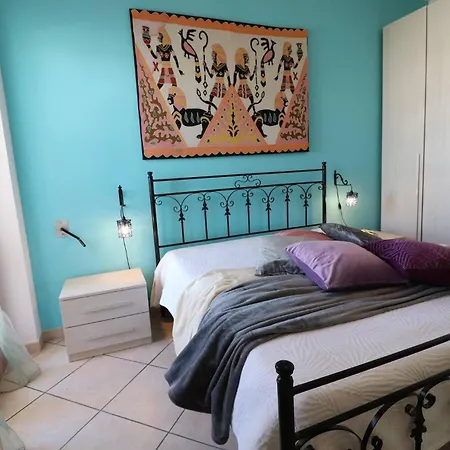 Apartment Delightful House Isotta ,ac, Near The