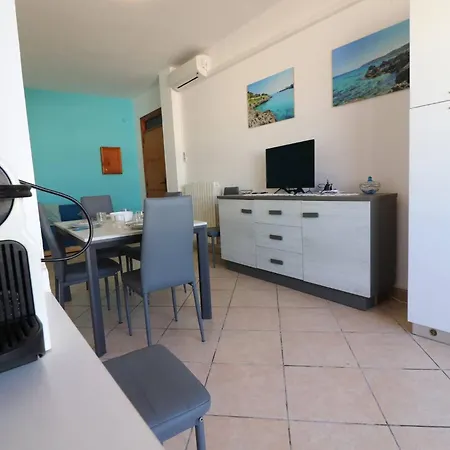 Apartment Delightful House Isotta ,ac, Near The *